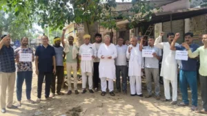 Mahendragarh : लंपी वायरस की चपेट में आने से दो गोवंश की मौत, लापरवाही का आरोप लगा ग्रामीणों ने किया जोरदार प्रदर्शन