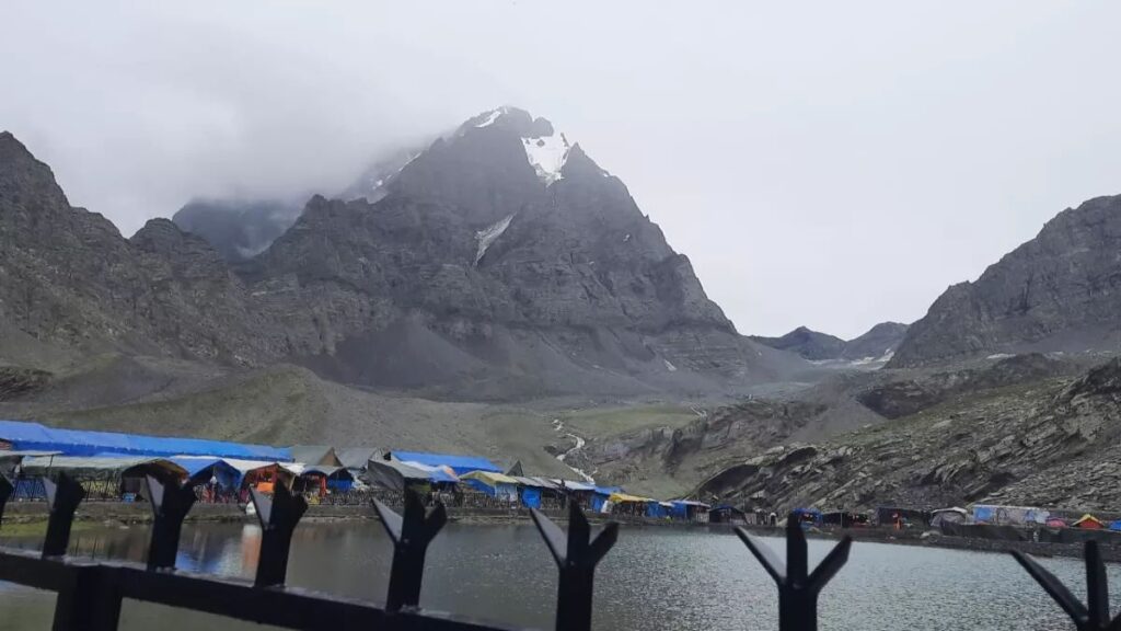 राधाष्टमी पर मणिमहेश में शाही स्नान आज: अब तक एक लाख श्रद्धालु पहुंच चुके, 26 घंटे 26 मिनट रहेगा मुहूर्त
