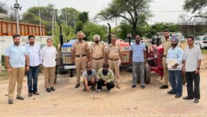 Mohali Crime News: मोहाली पुलिस के हत्थे चढ़े 3 आरोपी, चोरी के 4 ट्रैक्टर और 3 ट्रॉलियां बरामद
