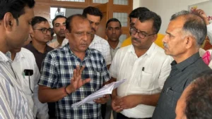 पदोन्नति में आरक्षण और पुरानी पेंशन में भेदभाव पर अनुसूचित अध्यापक संघ आक्रोशित, एसडीएम को मुख्यमंत्री के नाम सौंपा ज्ञापन
