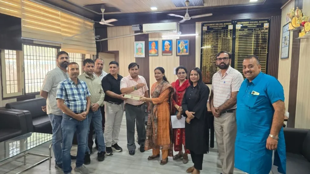 Narnaul : राजकीय महाविद्यालय नारनौल की डॉ. पलक बनीं सर्वश्रेष्ठ एनएसएस प्रोग्राम ऑफिसर, इंदिरा गांधी विश्वविद्यालय ने किया चयन