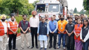 नेपाल में फ्लैश फ्लड पीड़ितों के लिए चंडीगढ़ से बड़ी मदद, कटारिया ने 1.40 करोड़ के 7 ट्रकों को दिखाई हरी झंडी