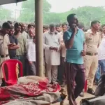 Nuh News: फिरोजपुर झिरका में दुकान के बाहर मिला दुकानदार का शव, कान पर मिला गहरा जख्म