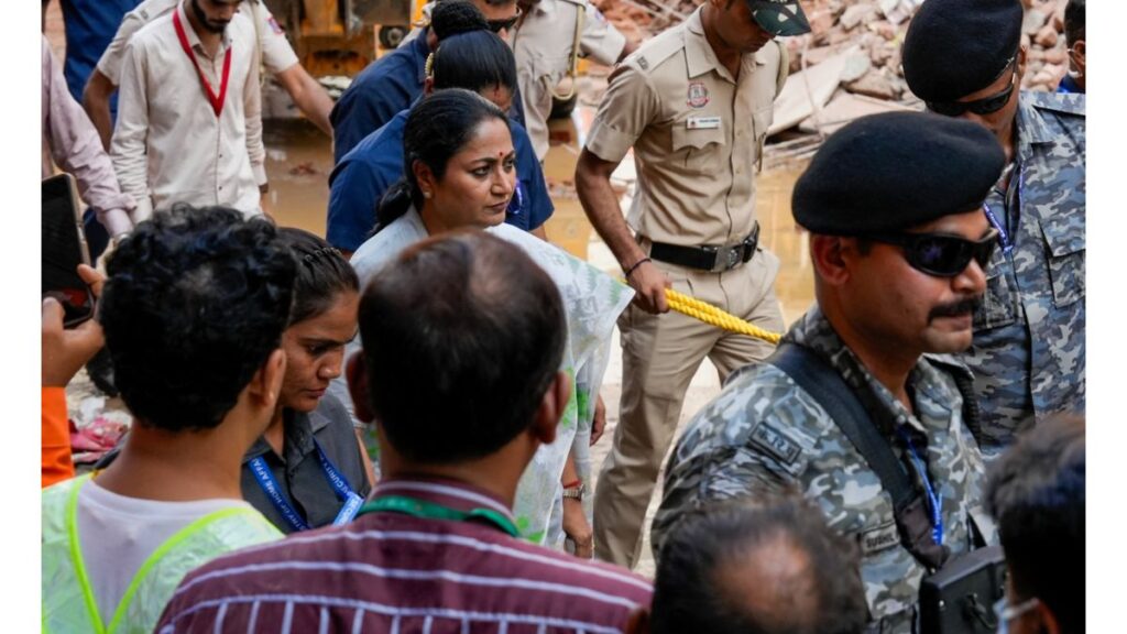 PG Building Collapse: सत्य निकेतन इमारत दुर्घटना का जायजा लेने फिर पहुंचीं मुख्यमंत्री, अब तक 6 मौतों की पुष्टि