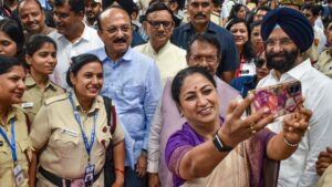प्रधानमंत्री के जन्मदिन पर समारोहों को लेकर ‘आप’ ने दिल्ली सरकार पर निशाना साधा