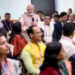 PM Modi speech: PM मोदी की शिक्षकों से अपील- बच्चों के व्यवहार पर रखें नजर, नशे के खिलाफ फैलाएं जागरूकता