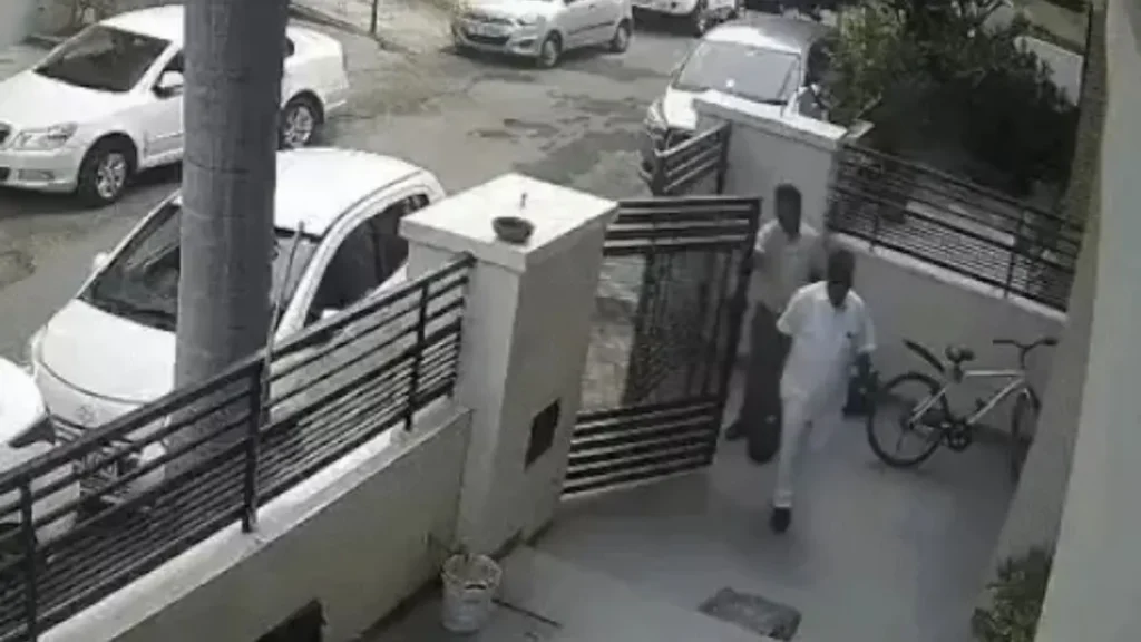 Panchkula News: पंचकूला में खौफनाक ठगी, मुंबई का कैंसर डॉक्टर बनकर घर में घुसे शातिर, नशा सुंघाकर 5 लाख लुटे