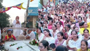 Pehowa News: स्वामी ज्ञानानंद महाराज के सानिध्य में पिहोवा में निकली भव्य सद्भावना यात्रा