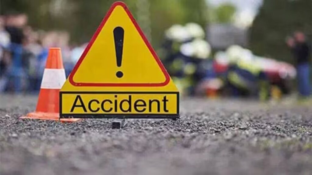 Rajasthan Road Accident: जालोर में जन्माष्टमी की रात दर्दनाक हादसा, खड़ी ट्रैक्टर-ट्रॉली से टकराई बाइक