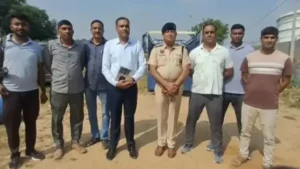 Rewari : अवैध तेल के खिलाफ पुलिस की बड़ी कार्रवाई, 4 हजार लीटर पेट्रोल-डीजल और थीनर बरामद, एक हिरासत में