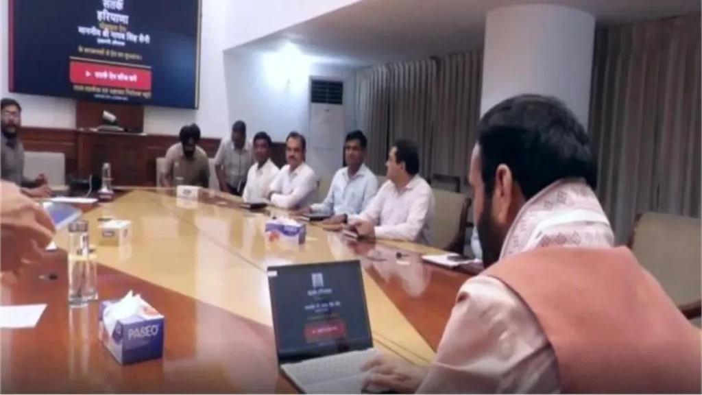 Satark Haryana Mobile App: हरियाणा में भ्रष्टाचार पर नकेल, सीएम नायब सैनी ने लॉन्च किया 'सतर्क - हरियाणा' ऐप, सीधे ACB तक पहुंचेगी शिकायत