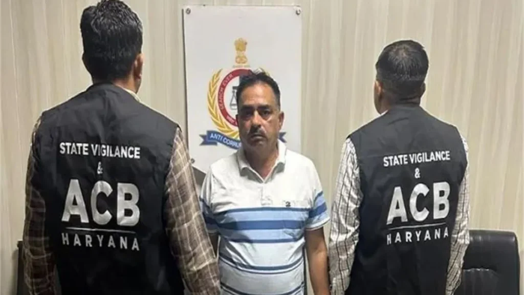 Sonipat ACB Raid: सोनीपत में ACB का बड़ा एक्शन, 25 हजार की रिश्वत लेते रंगे हाथों पकड़ा गया गिरदावर