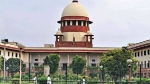 Supreme Court News: सुप्रीम कोर्ट ने सरकारी स्कूलों में एंट्री-फोटो पर रोक के खिलाफ याचिका ठुकराई, अनुच्छेद 32 के तहत सुनवाई इनकार