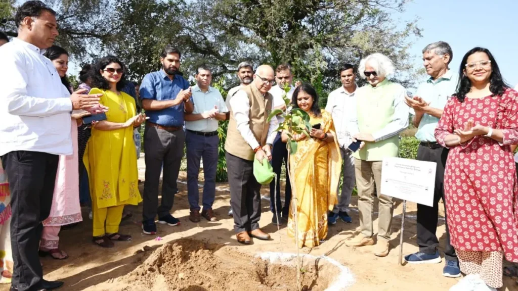 Mahendragarh : हरियाणा केंद्रीय विश्वविद्यालय (हकेवि) में राष्ट्रीय पोषण माह-2026 के तहत 'पोषण वाटिका' का शुभारंभ