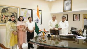 महिलाओं के उत्पादों को बाजार से जोड़ने के लिए नवंबर में लगेगी सहकारिता प्रदर्शनी, प्रशासक ने मुख्य अतिथि के रूप में शामिल होने की दी सैद्धांतिक स्वीकृति