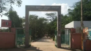 Narnaul : नारनौल आईटीआई में अब पढ़ाई दरकिनार, शिक्षकों में छिड़ी आपसी जंग 