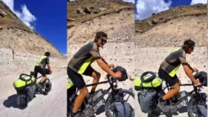 India Cycle Trip: 'उम्र तो बस एक नंबर है', स्पीति वैली में साइकिल से घूमते दिखा 62 का विदेशी