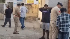 Kurukshetra News: चावल की बोरी के नीचे दबा मजदूर, सिर में लगी गंभीर चोट; कुरुक्षेत्र LNJP में तोड़ा दम