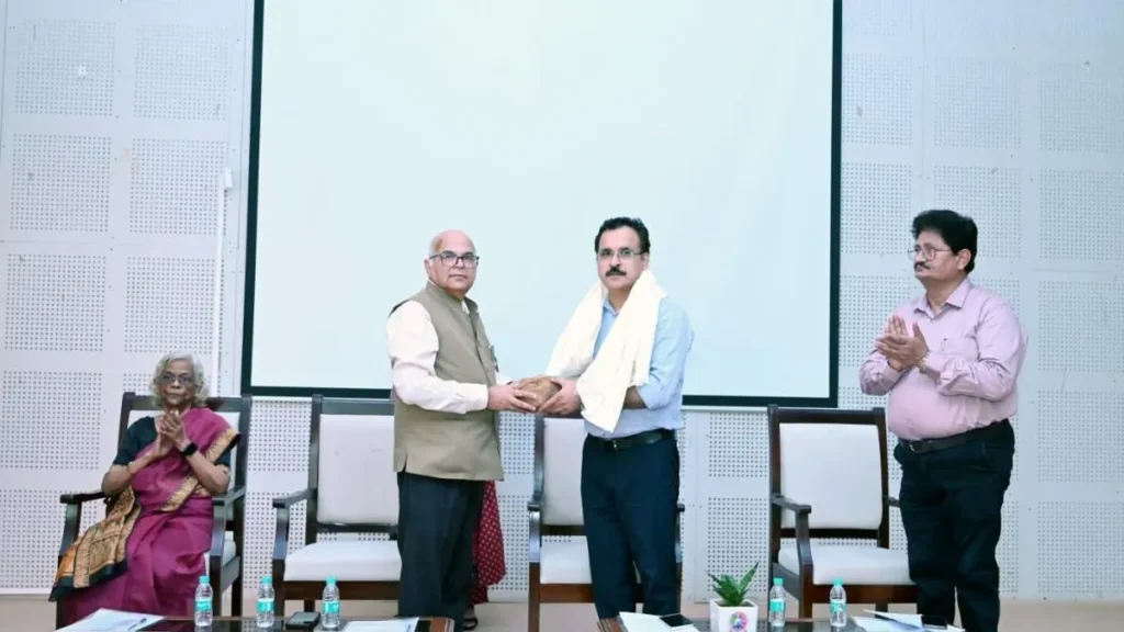 Mahendragarh : हरियाणा केंद्रीय विश्वविद्यालय में तीन दिवसीय शोध पद्धति कार्यशाला का शुभारंभ, गुणवत्तापूर्ण शोध पर दिया गया जोर