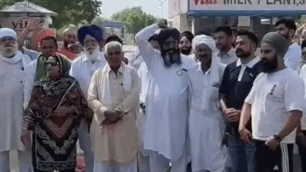 Milk Strike Ends: हरियाणा में 'दूध बंद' आंदोलन स्थगित, किसानों ने सरकार को दिया 17 अक्टूबर तक का अल्टीमेटम