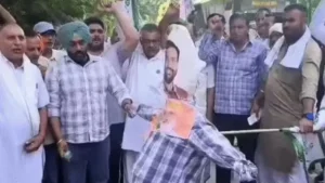 Yamunanagar News: 'मेरी फसल-मेरा ब्यौरा' पोर्टल पर अड़की धान की खरीद, यमुनानगर में भड़के किसानों ने फूंका सीएम सैनी का पुतला