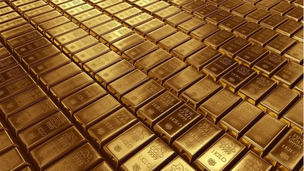 Gold Silver Price Today: चांदी 11,521 रुपए सस्ती होकर 2.21 लाख पर आई, चेक करें सोने का ताजा रेट