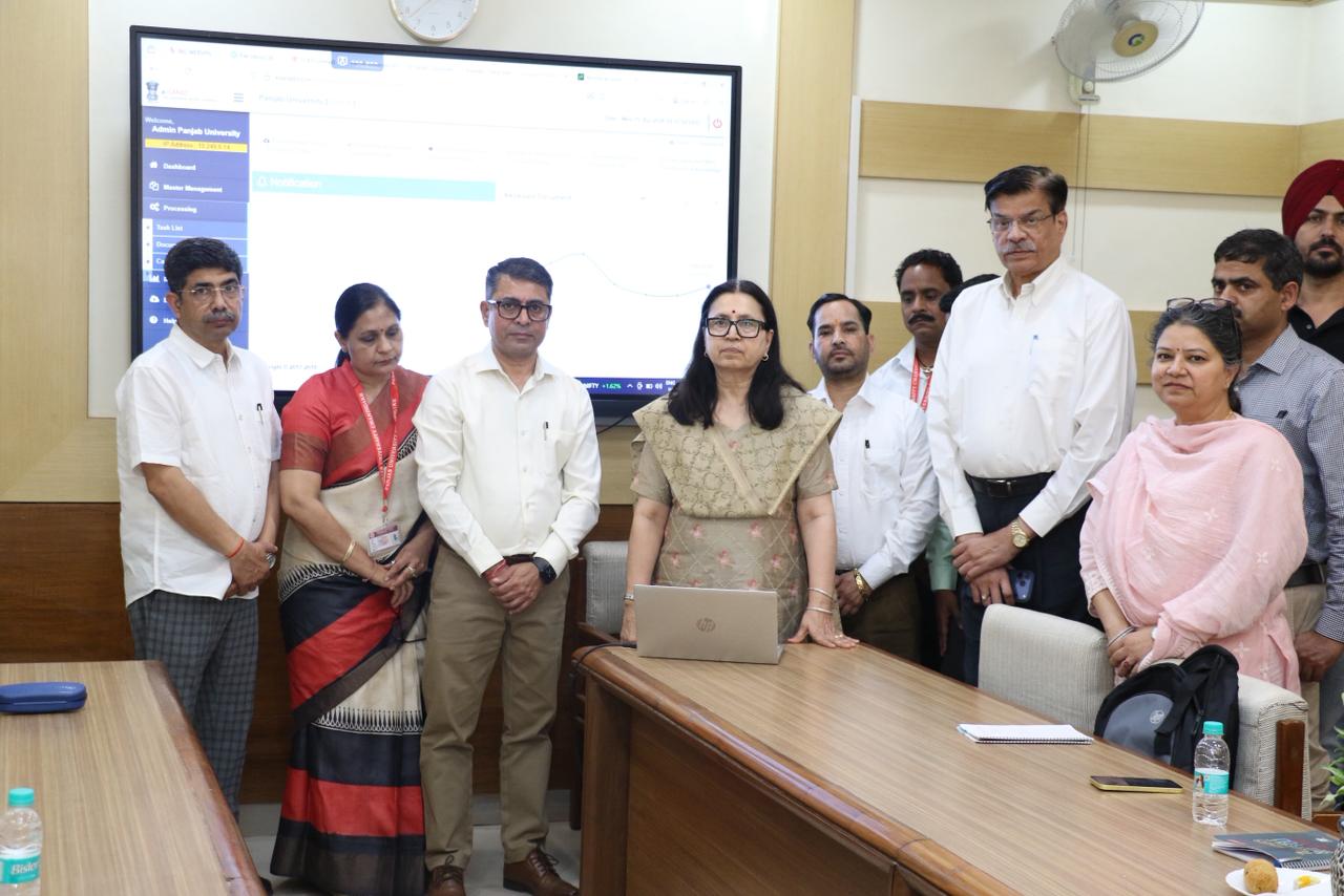 विदेश जाने वाले पीयू छात्रों के लिए बड़ी राहत, ई-सनद से अटेस्टेशन हुआ आसान, समय की बचत के साथ बढ़ेगी पारदर्शिता और सुरक्षा